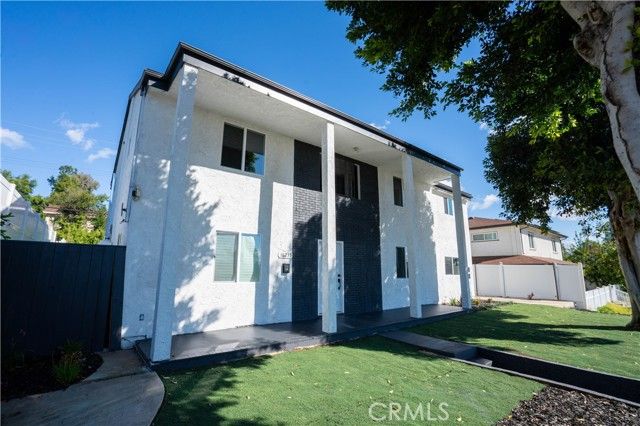 16235 Plummer, North Hills (los Angeles), CA 91343