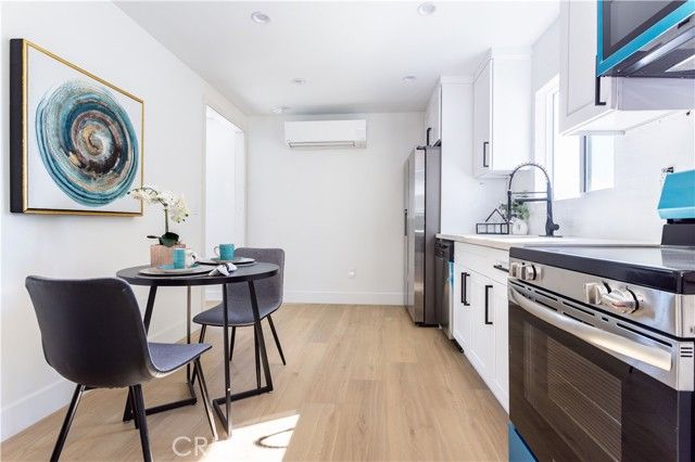 16235 Plummer, North Hills (los Angeles), CA 91343