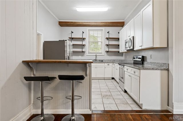 1305 Queen City Avenue, Tuscaloosa, AL 35401