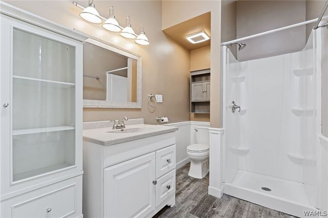 1305 Queen City Avenue, Tuscaloosa, AL 35401