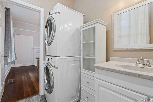 1305 Queen City Avenue, Tuscaloosa, AL 35401