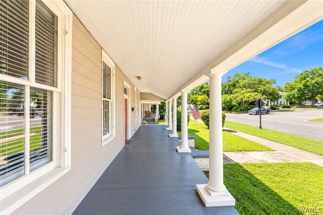 1305 Queen City Avenue, Tuscaloosa, AL 35401