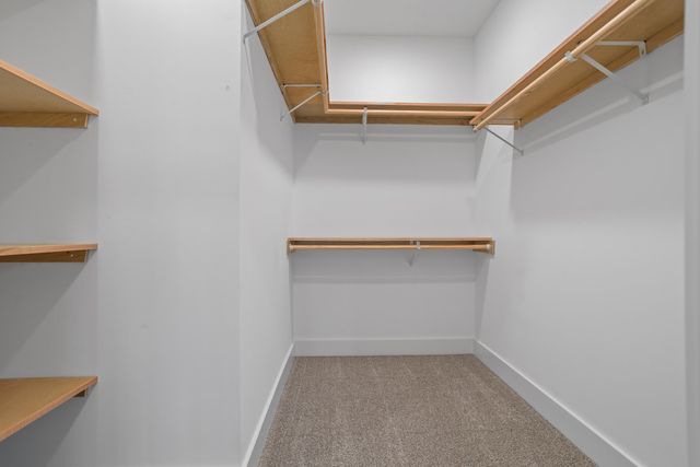 233 Auseon Court, Hillsdale, MI 49242
