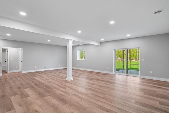 233 Auseon Court, Hillsdale, MI 49242
