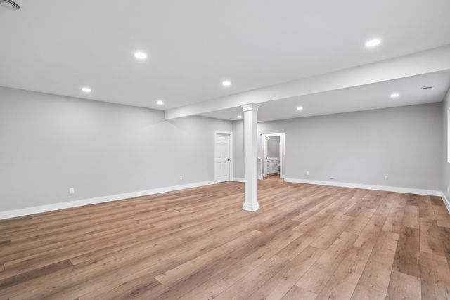 233 Auseon Court, Hillsdale, MI 49242