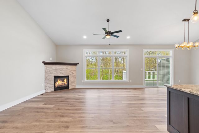 233 Auseon Court, Hillsdale, MI 49242