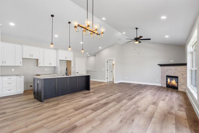 233 Auseon Court, Hillsdale, MI 49242
