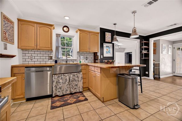 1106 E 52nd Street, Savannah, GA 31404