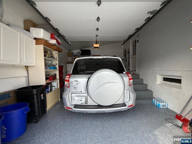 521 Weart Avenue, Lyndhurst, NJ 07071