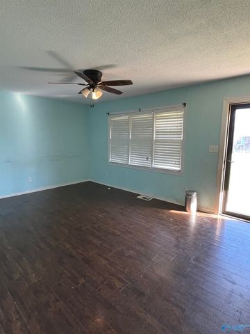 114 Colorado Avenue, Muscle Shoals, AL 35661