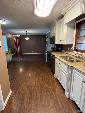 114 Colorado Avenue, Muscle Shoals, AL 35661