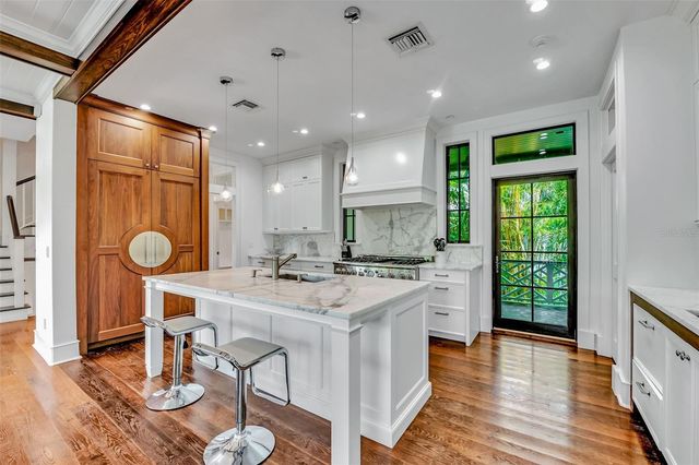 103 PARK AVENUE, Anna Maria, FL 34216