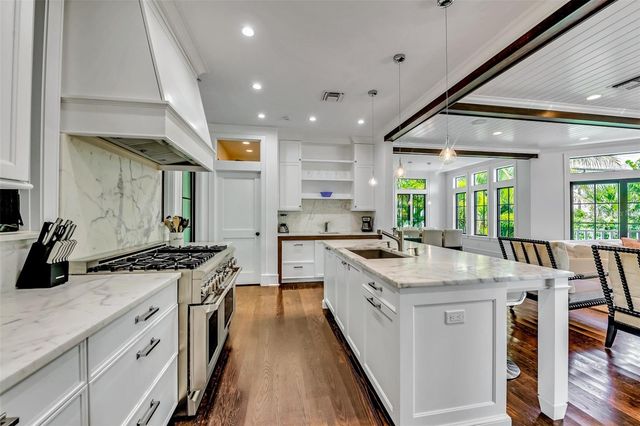 103 PARK AVENUE, Anna Maria, FL 34216