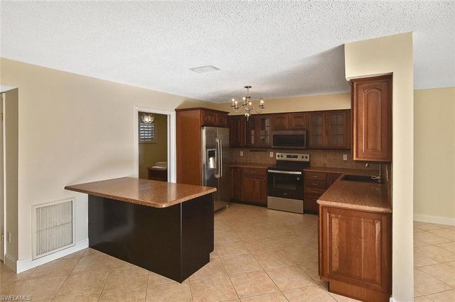 13511 Stratford Place CIR 302, Fort Myers, FL 33919