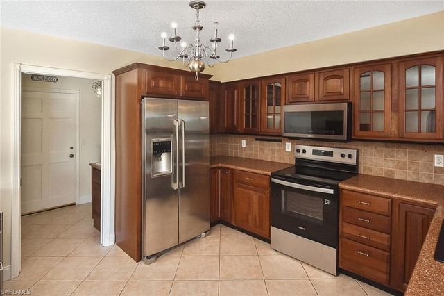 13511 Stratford Place CIR 302, Fort Myers, FL 33919