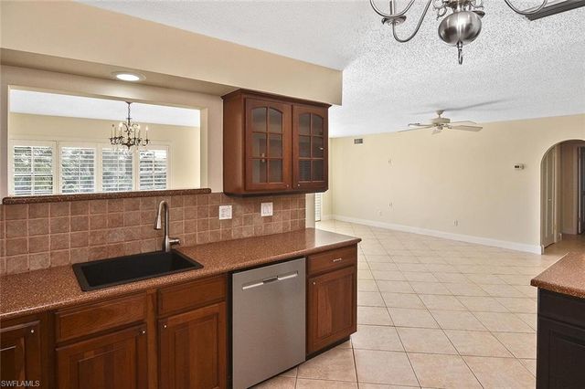 13511 Stratford Place CIR 302, Fort Myers, FL 33919