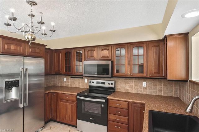 13511 Stratford Place CIR 302, Fort Myers, FL 33919