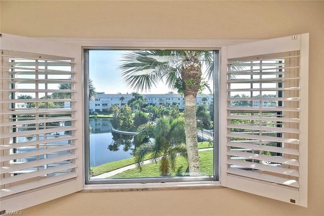 13511 Stratford Place CIR 302, Fort Myers, FL 33919