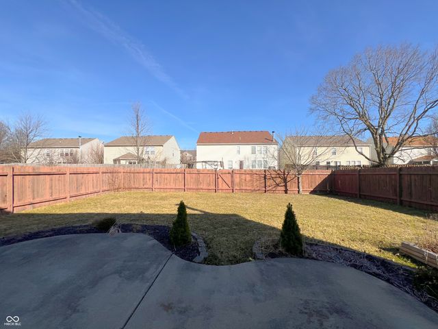 14243 Holly Berry Circle, Fishers, IN 46038