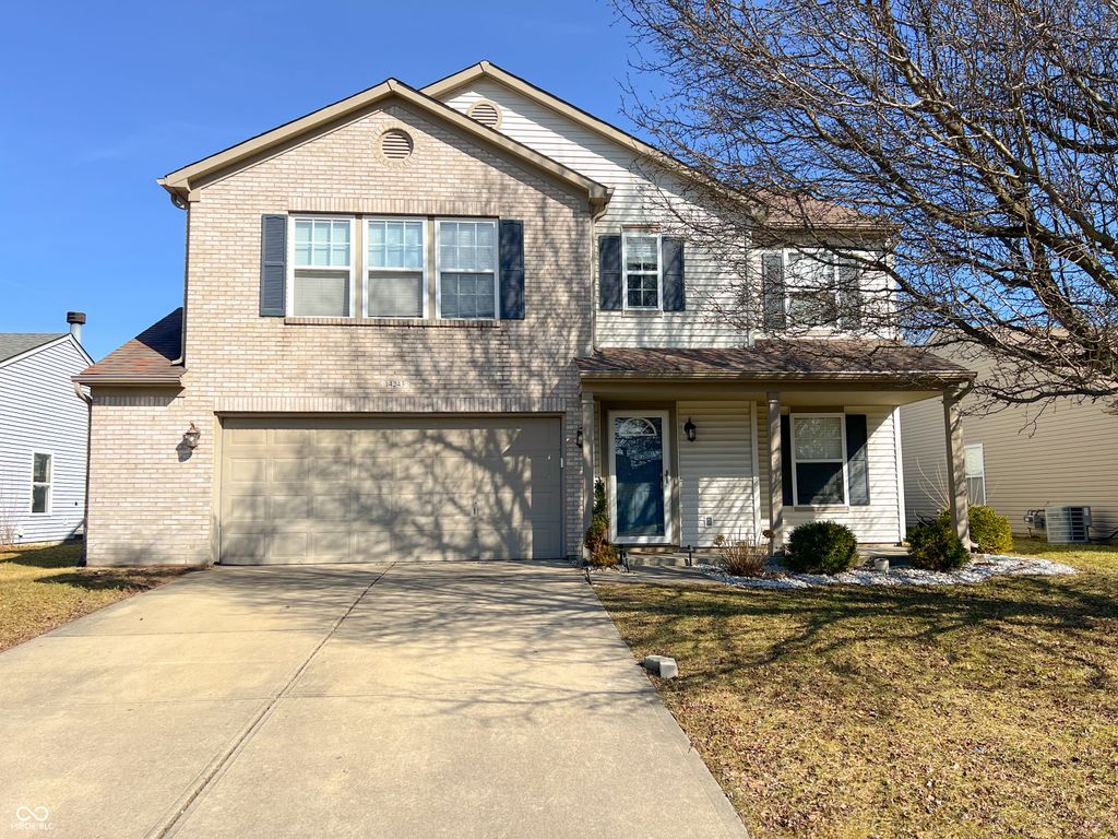 14243 Holly Berry Circle, Fishers, IN 46038
