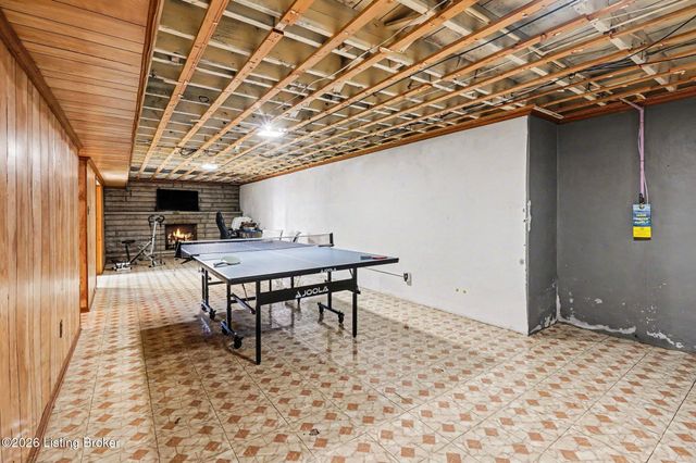 5410 Pamela Dr, Louisville, KY 40219