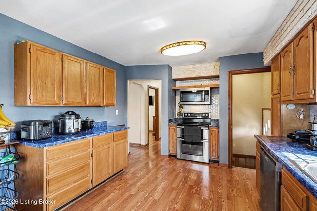 5410 Pamela Dr, Louisville, KY 40219