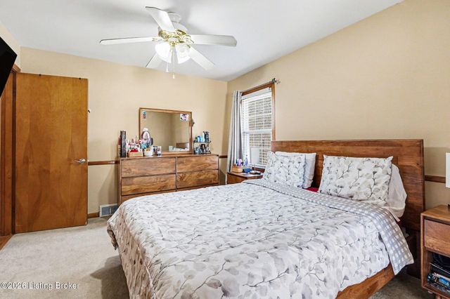 5410 Pamela Dr, Louisville, KY 40219