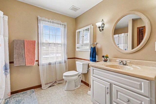 5410 Pamela Dr, Louisville, KY 40219