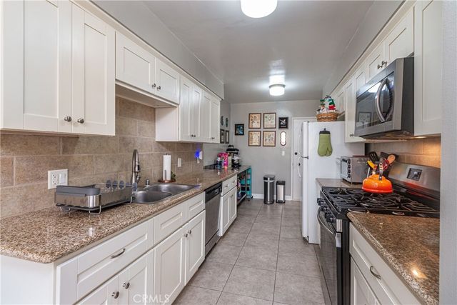 6225 Coldwater Canyon 109, North Hollywood, CA 91606