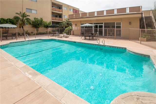 6225 Coldwater Canyon 109, North Hollywood, CA 91606