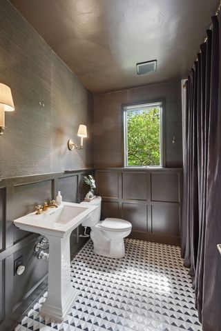 5142 Stanford Dr, Nashville, TN 37215