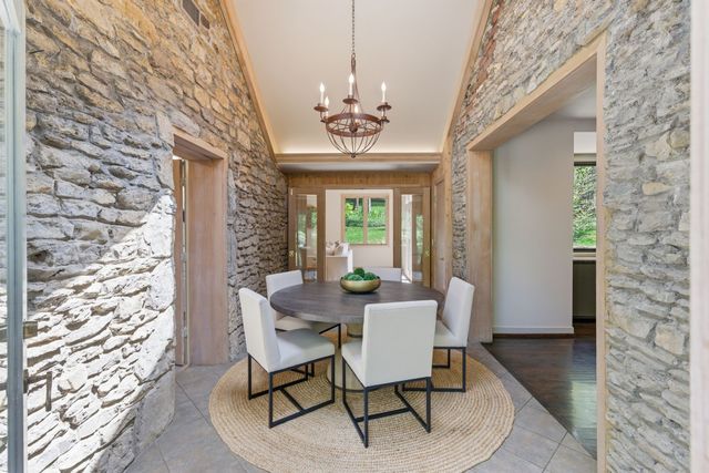 5142 Stanford Dr, Nashville, TN 37215