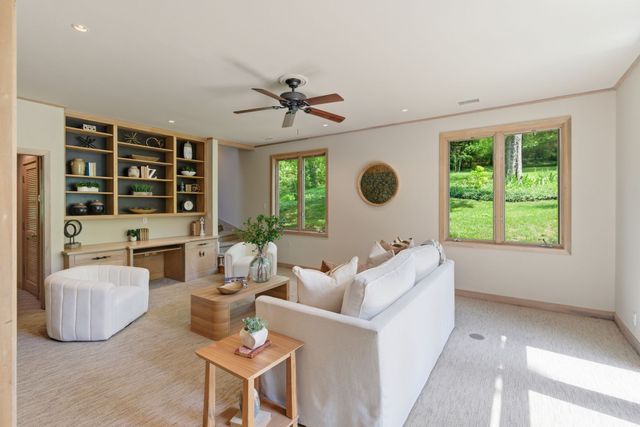 5142 Stanford Dr, Nashville, TN 37215