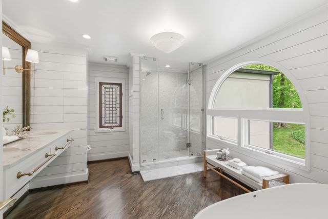 5142 Stanford Dr, Nashville, TN 37215