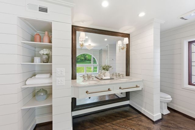 5142 Stanford Dr, Nashville, TN 37215