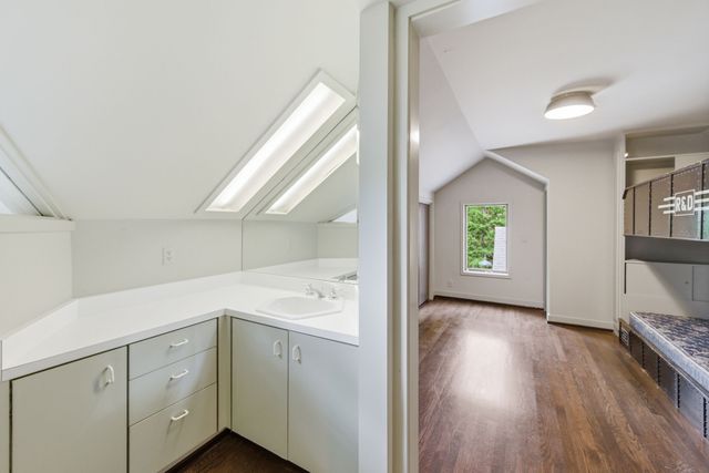 5142 Stanford Dr, Nashville, TN 37215