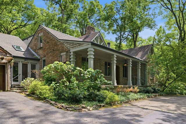 5142 Stanford Dr, Nashville, TN 37215