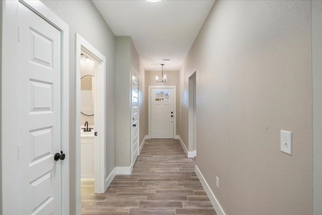 16226 Crossing Circle, Lindale, TX 75771