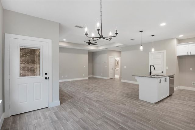 16226 Crossing Circle, Lindale, TX 75771