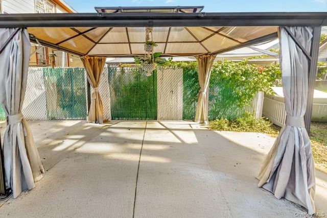 173-18 103rd Road, Jamaica, NY 11433