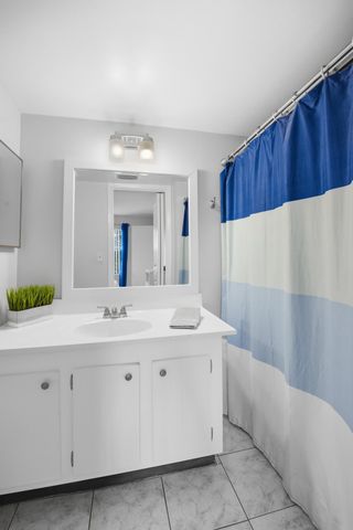 7118 Golf Colony Court 106, Lake Worth, FL 33467