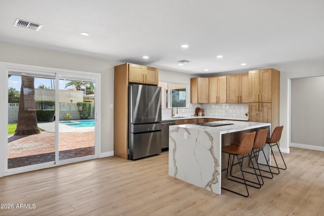 3422 S TERRACE Road, Tempe, AZ 85282