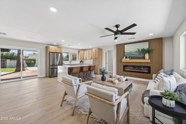3422 S TERRACE Road, Tempe, AZ 85282