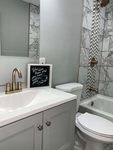 5990 Tyler Place, Merrillville, IN 46410