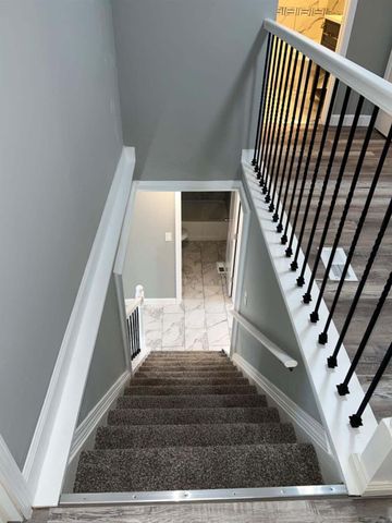 5990 Tyler Place, Merrillville, IN 46410