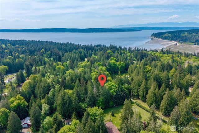 2079 Greenbriar Lane, Camano Island, WA 98282