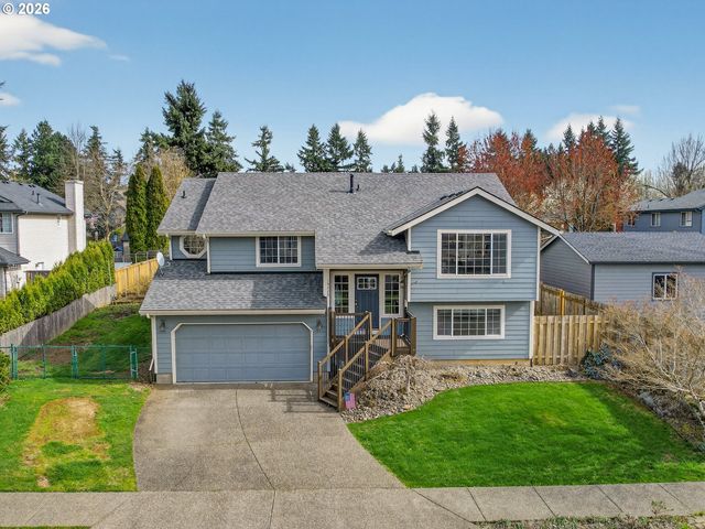 19428 DAYBREAK Ct, Oregon City, OR 97045