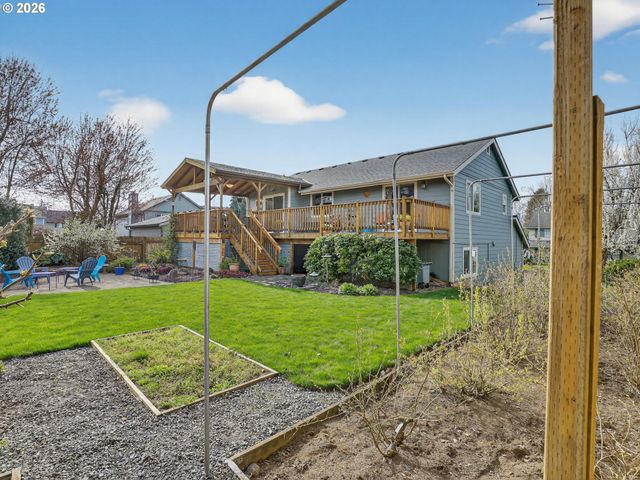 19428 DAYBREAK Ct, Oregon City, OR 97045