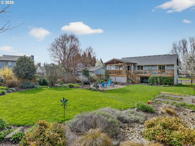 19428 DAYBREAK Ct, Oregon City, OR 97045