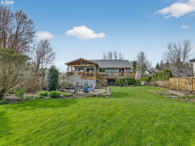 19428 DAYBREAK Ct, Oregon City, OR 97045